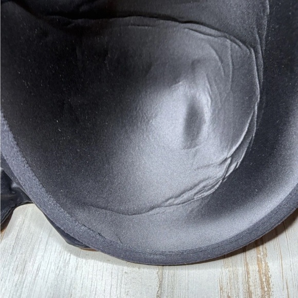 Old Navy Women's Hook & Loop Full-Coverage Underwire Bra Black Size 46DDD NWT - Picture 13 of 16